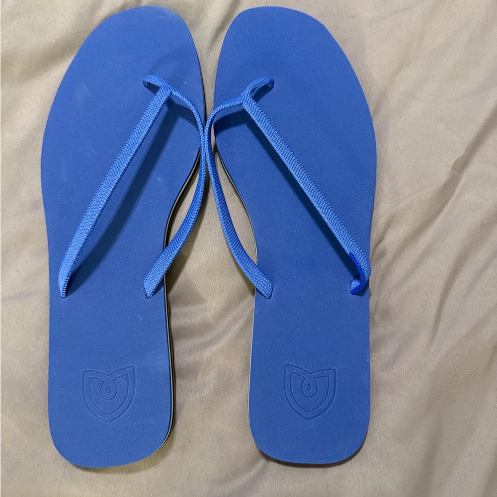 Rothy's Vibrant Blue Sandals